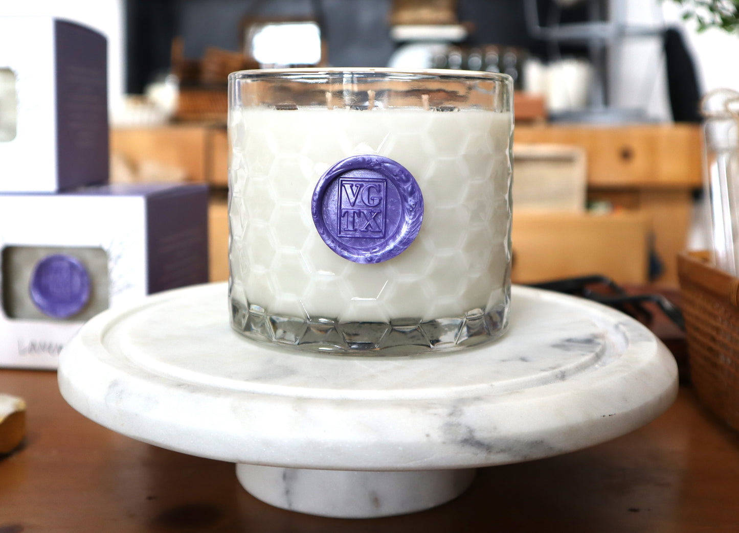 Lavender Honeycomb 18.2 oz Candle